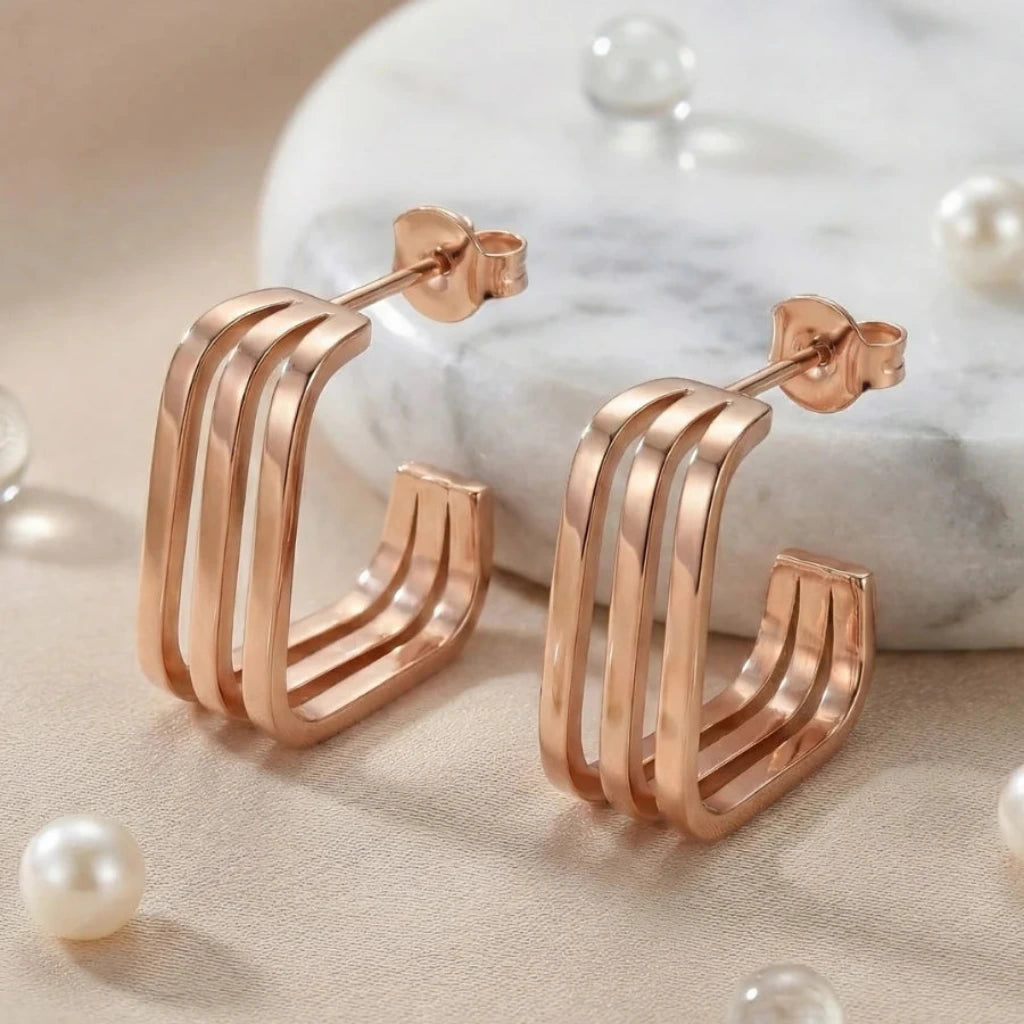 Luna Pearl Earrings